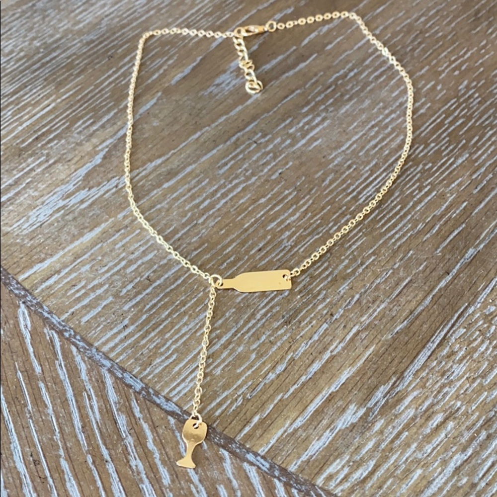 Gold wine bottle simple necklace - Picture 5 of 6